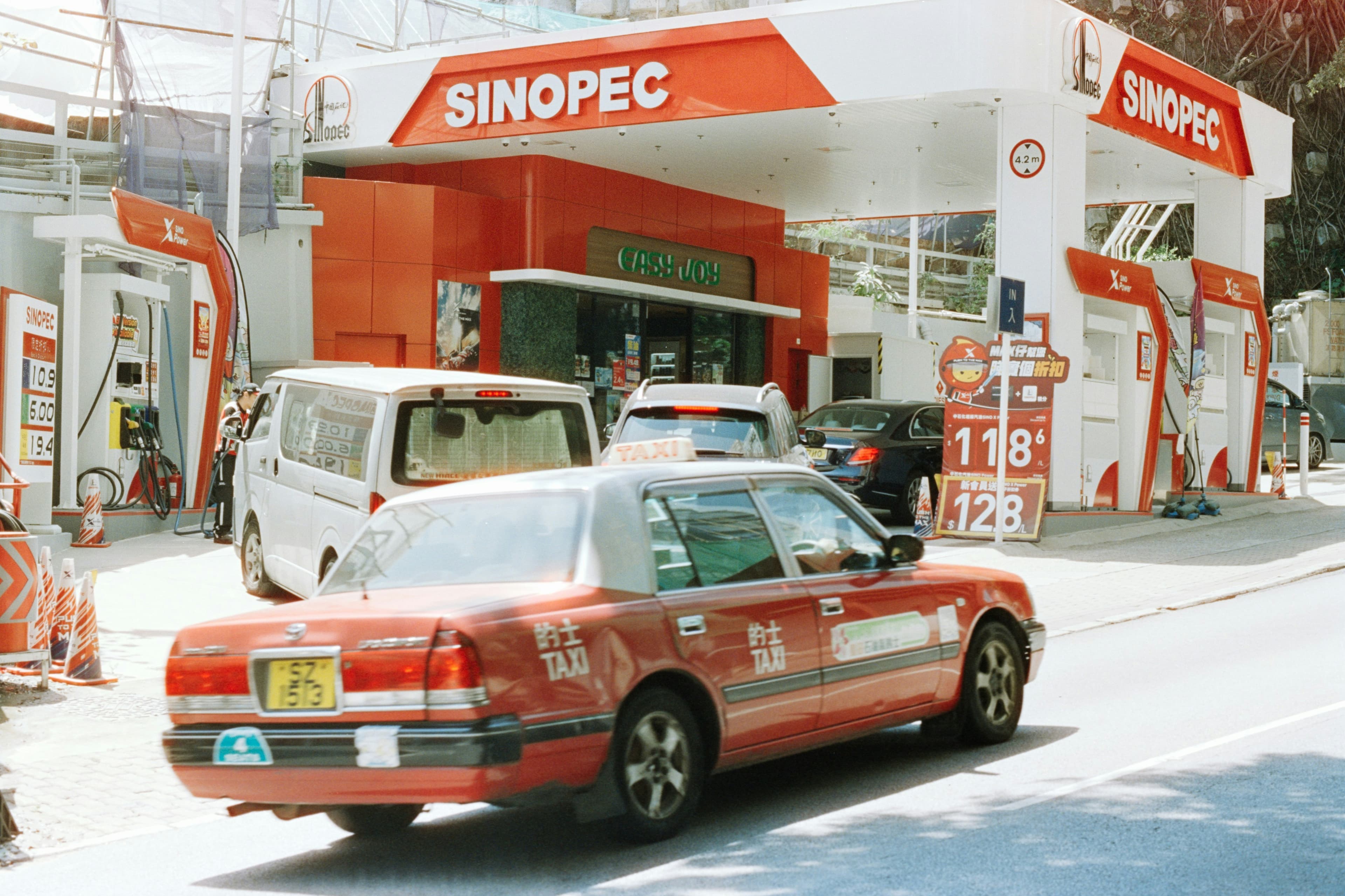 Kemitraan Baterai Sodium-Ion Chem Sinopec-LG: Apa Artinya untuk RanTAI Pasokan Bahan Kimia Baterai