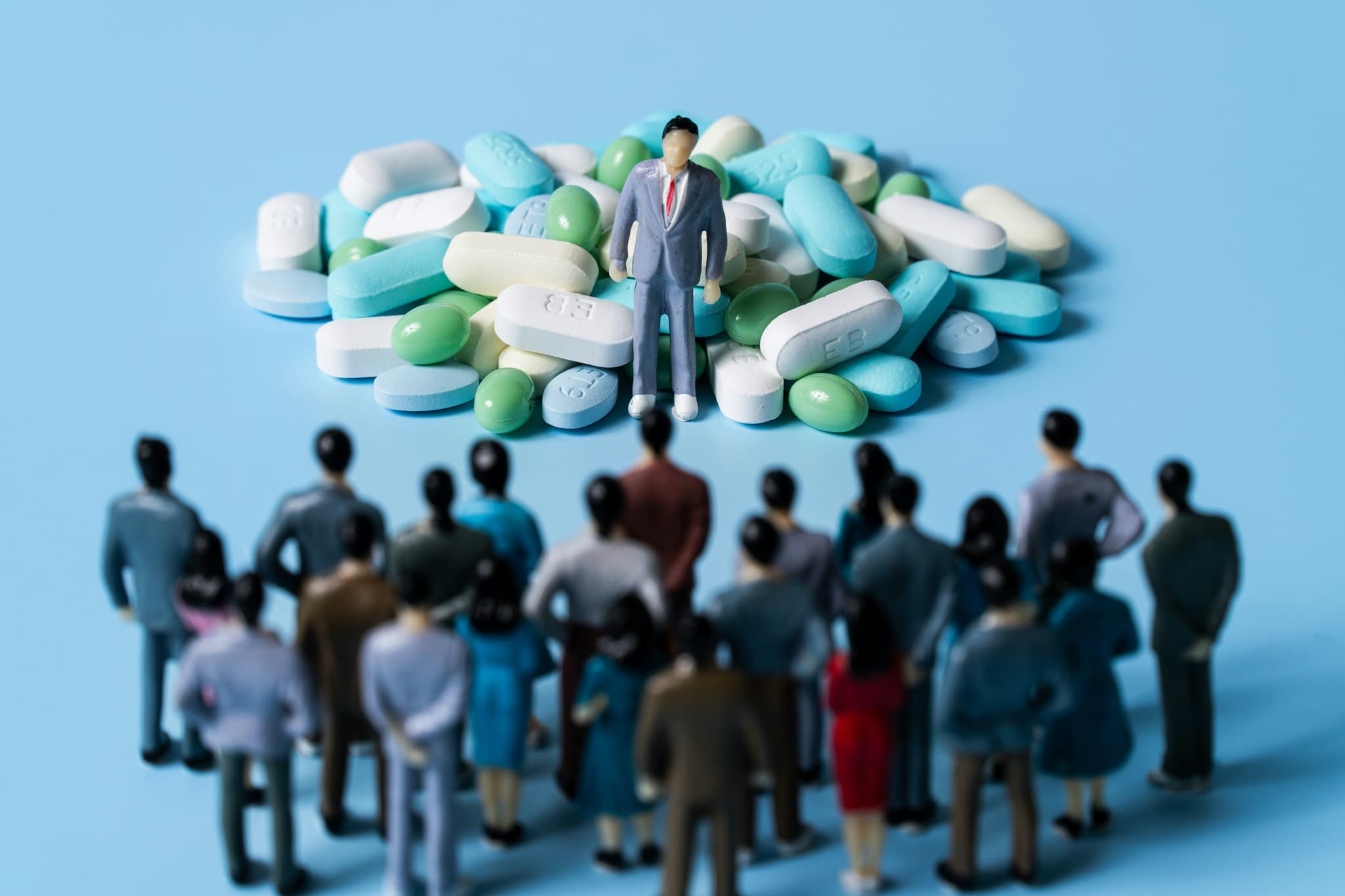 Depresiasi Rupee dan Ekspor API India: Kisah Mata Uang Dengan Implikasi Pasokan Obat Global
