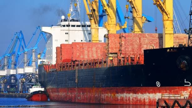 Trump Memotong 20% Korban Hormuz, Deeskalasi Langka Di Tengah Turbulensi Global